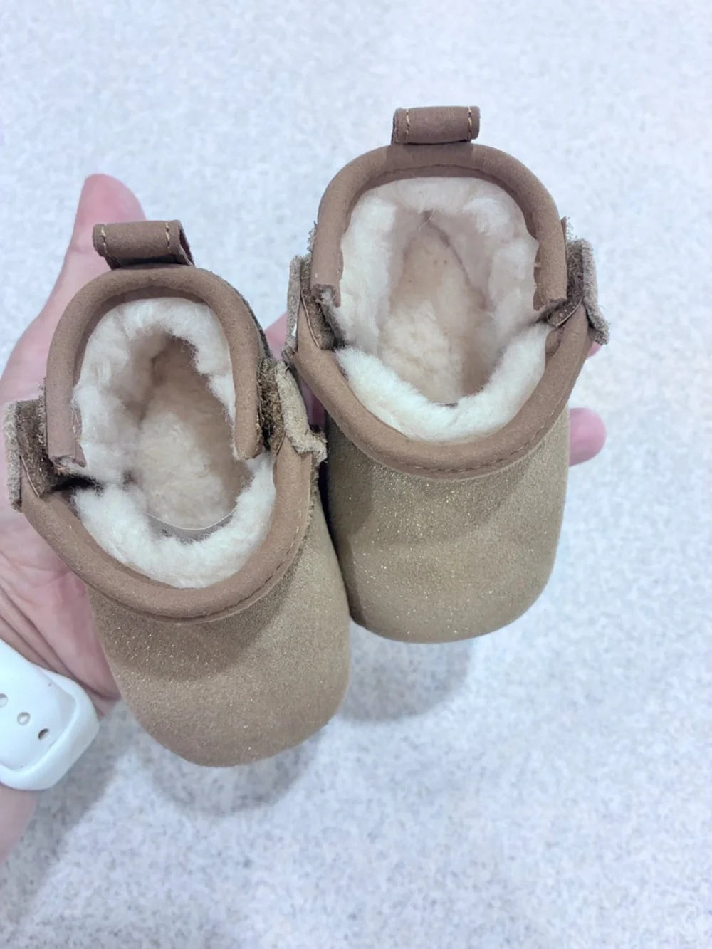 UGG  baby Classic Ultra Mini | Chestnut |  Sz: 0/1 (0-6 months )